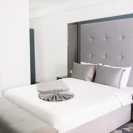 Shelter Inn Hotel & Spa-3